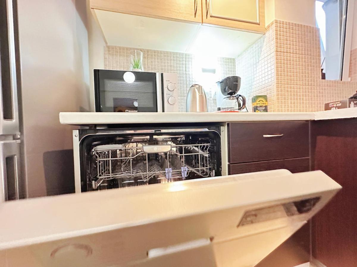 Ah Your Property In เอเธนส์ ภายนอก รูปภาพ
